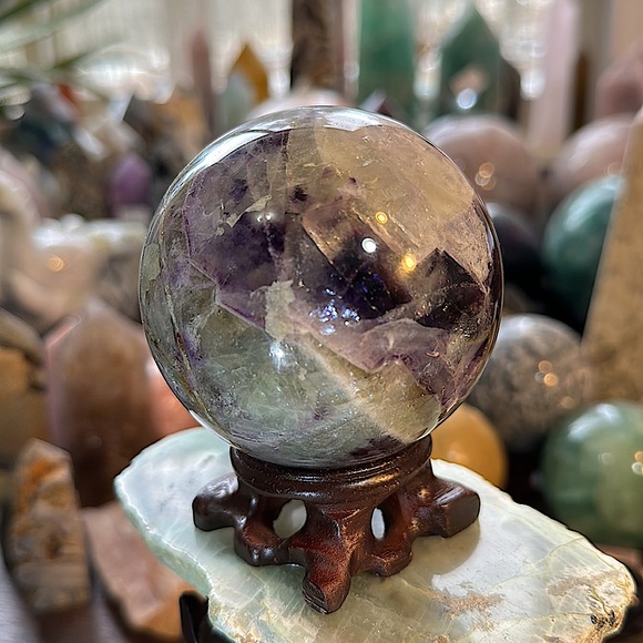 🔥SALE🔥 Rainbow Fluorite Crystal Sphere Covered With Flash! - Picture 8 of 9